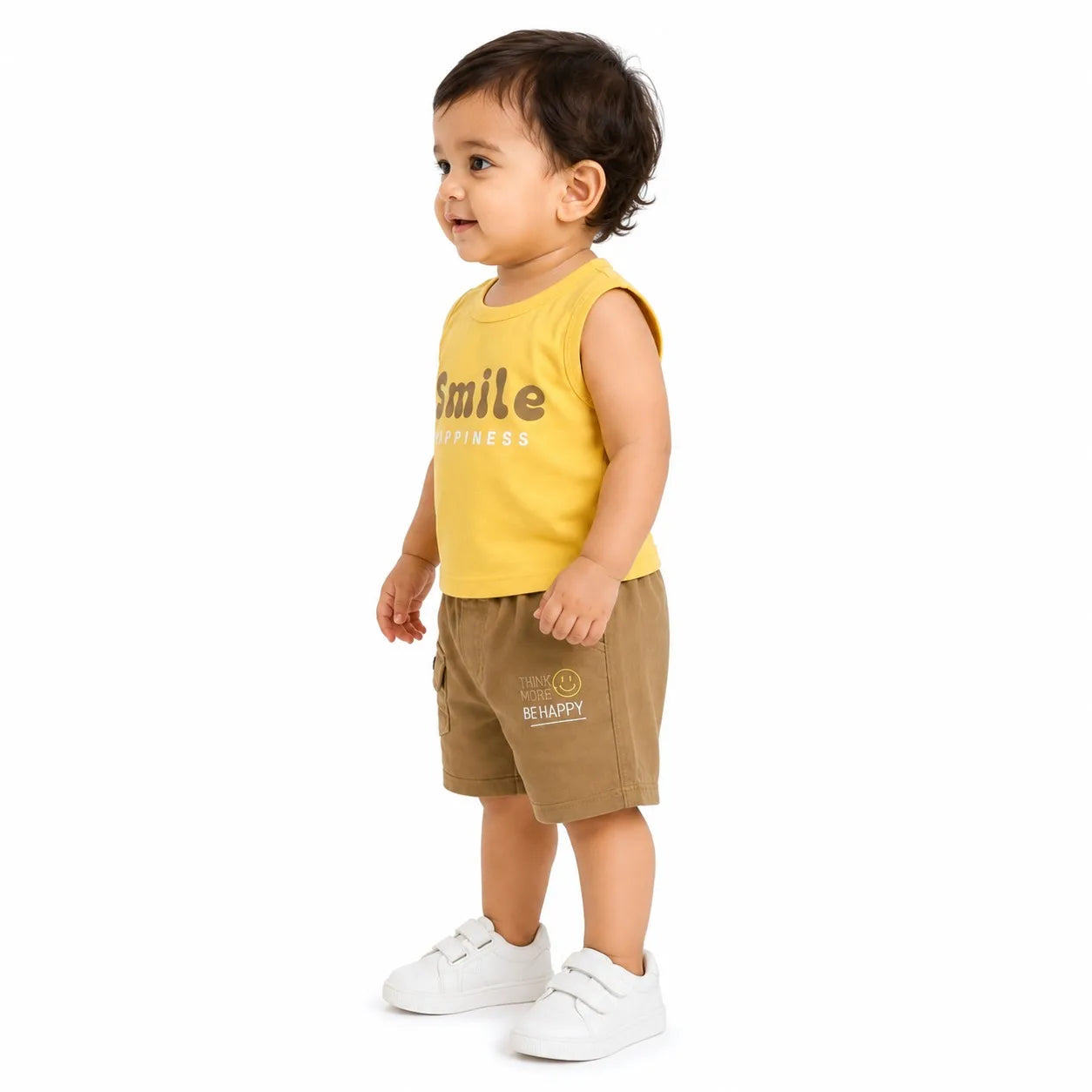 TROUSER & T-SHIRT