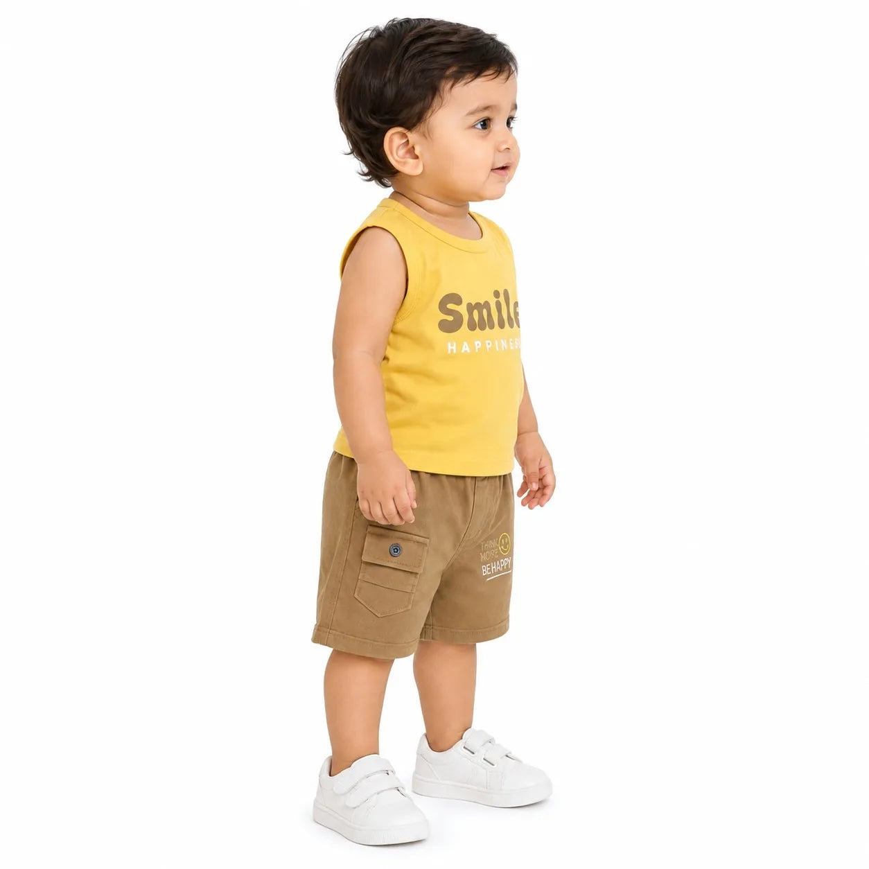 TROUSER & T-SHIRT